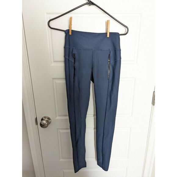 Athleta Stellar Tight Navy Leggings Work Travel Sz XXS Zipper Pockets Front Back - Picture 1 of 4
